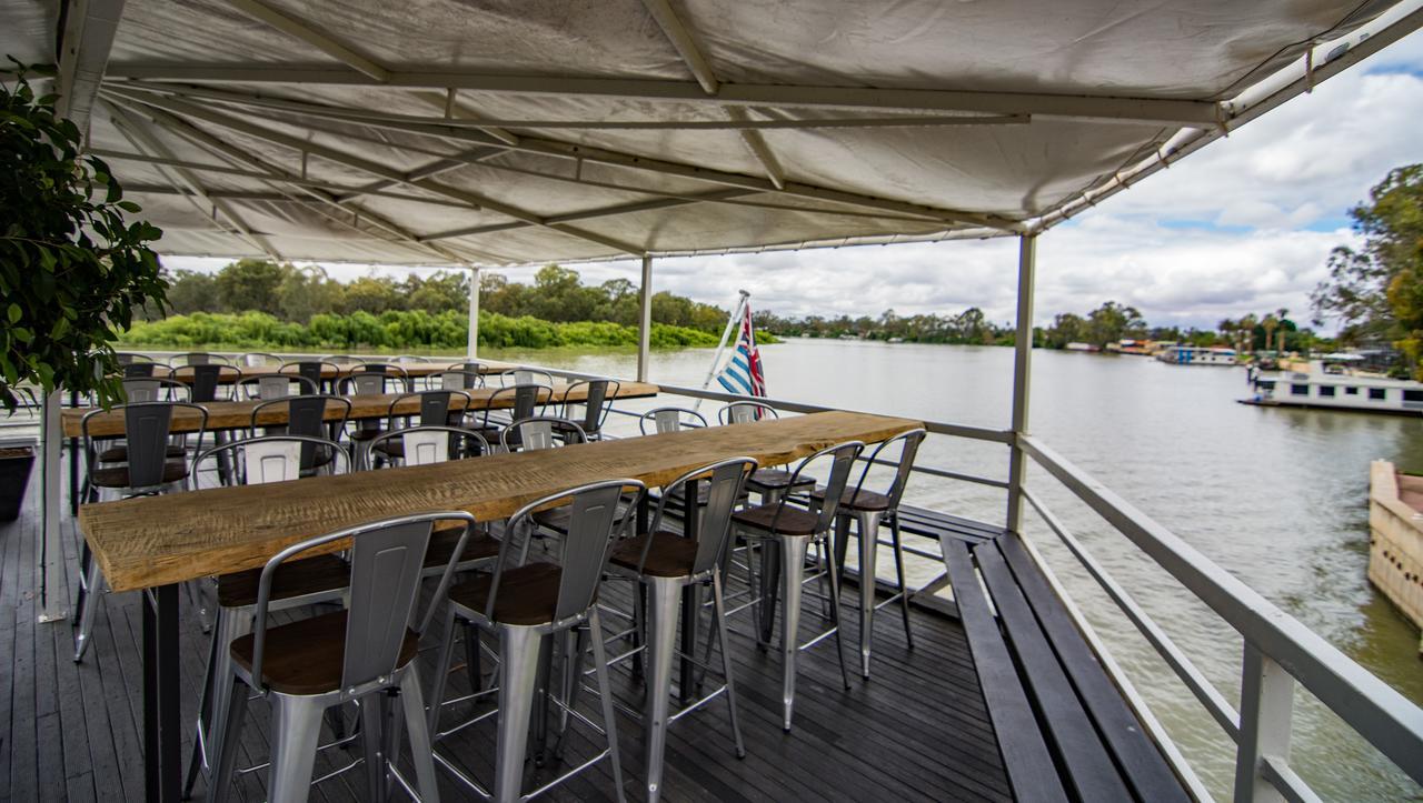 Murray River Queen Hotel Renmark Buitenkant foto