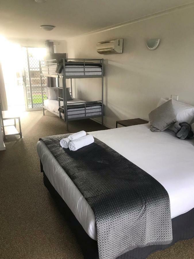 Murray River Queen Hotel Renmark Buitenkant foto
